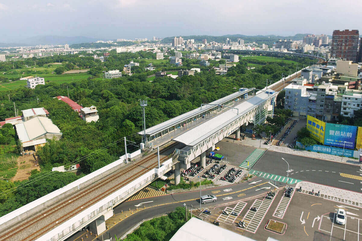 台鐵支線新莊站